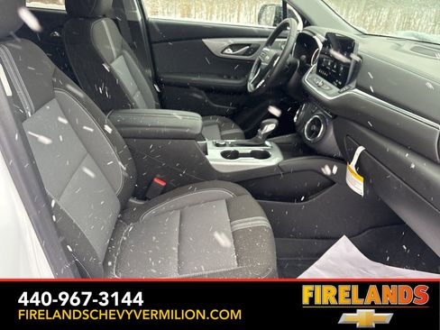 New 2025 Chevrolet Blazer LT w/ Midnight/Sport Edition image 26