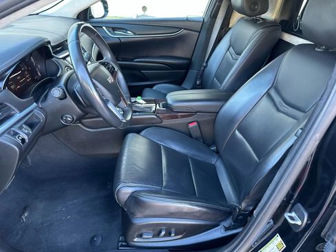 Used 2017 Cadillac XTS Sedan 4D image 12