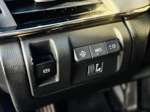 Used 2015 Cadillac CTS Premium image 24