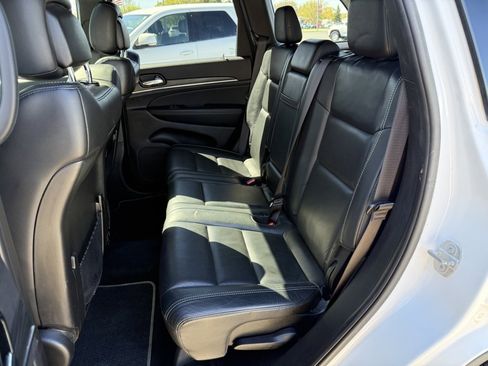 Used 2021 Jeep Grand Cherokee Limited w/ Quick Order Package 28K 80th AWD/4WD image 12