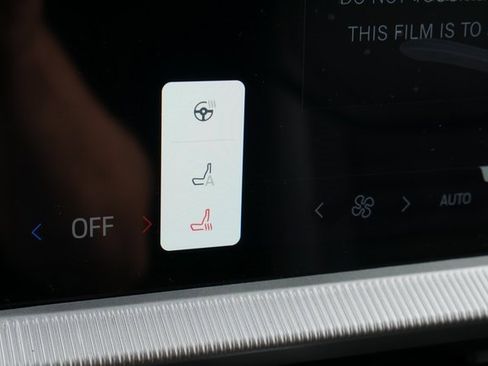 New 2026 Ford Explorer ST-Line w/ ST-Line Street Pack image 4