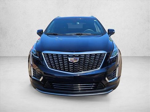 Used 2021 Cadillac XT5 Premium Luxury image 2