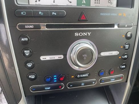 Used 2018 Ford Explorer Platinum AWD/4WD image 19