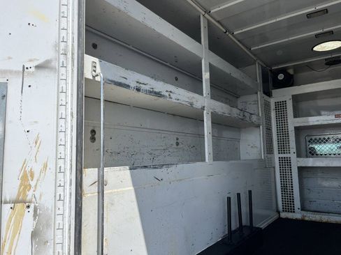 Used 2012 Ford F550 2WD Regular Cab Super Duty w/ Payload Upgrade Pkg image 12