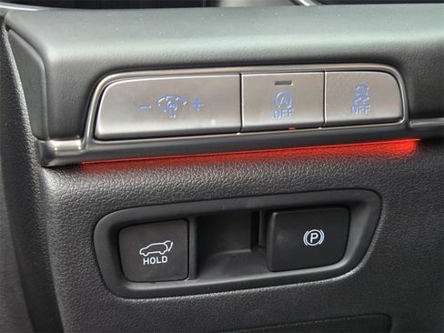 Used 2024 Genesis GV80 2.5T image 36