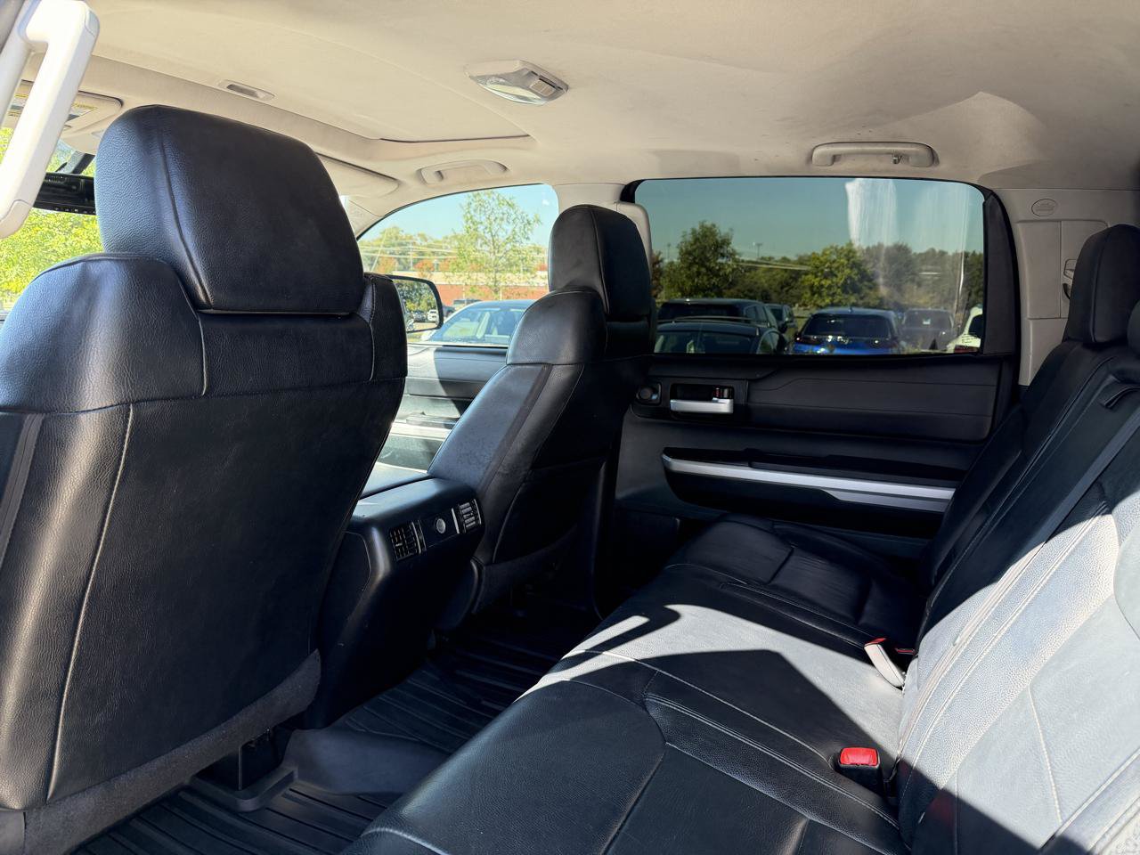 Used 2017 Toyota Tundra Limited w/ Limited Premium Package RWD image 14