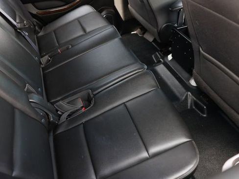 Used 2016 Chevrolet Tahoe 2WD image 15