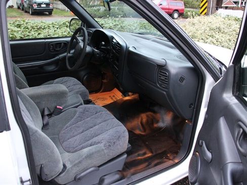 Used 2002 GMC Sonoma SL image 13