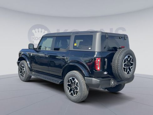 New 2026 Ford Bronco Outer Banks AWD/4WD image 4