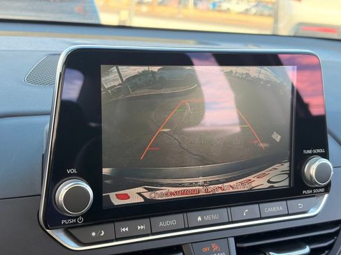 Certified 2025 Nissan Altima 2.5 SR AWD/4WD image 24