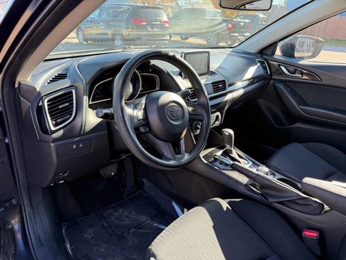 Used 2016 MAZDA MAZDA3 i Sport image 11
