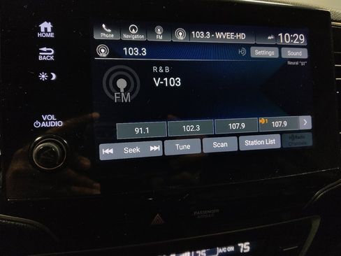 Used 2019 Honda Pilot Touring image 25