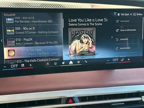 Used 2024 BMW iX xDrive50 w/ Premium Package image 21