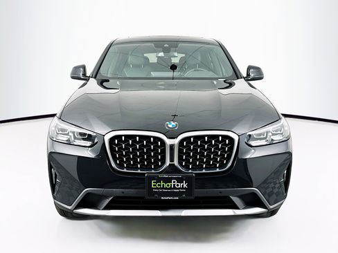 Used 2025 BMW X4 xDrive30i w/ Premium Package image 2