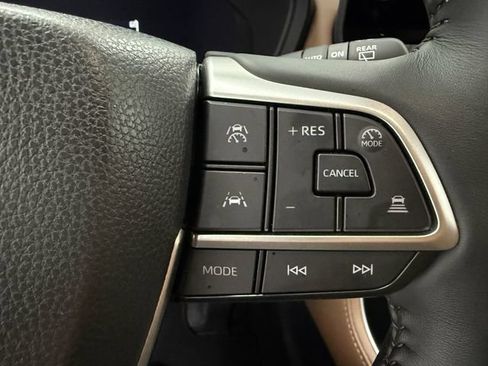 Used 2026 Toyota Grand Highlander AWD image 11