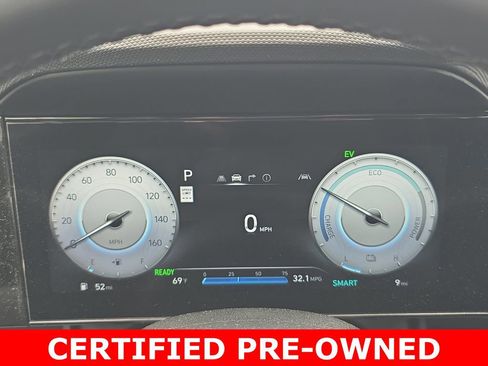 Certified 2025 Hyundai Elantra SEL FWD image 19