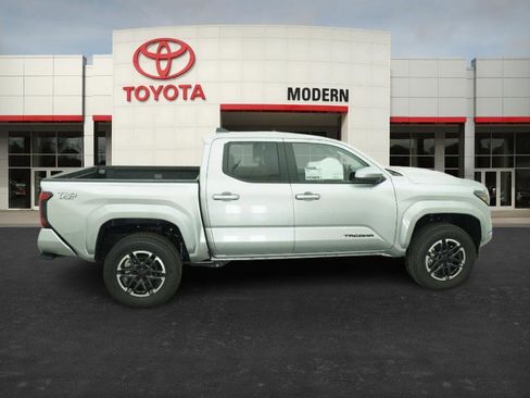 New 2025 Toyota Tacoma TRD Sport image 25