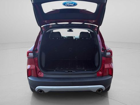 Used 2023 Ford Escape Platinum image 14