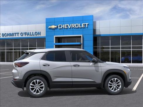 New 2026 Chevrolet TrailBlazer LS w/ LS Convenience Package FWD image 5