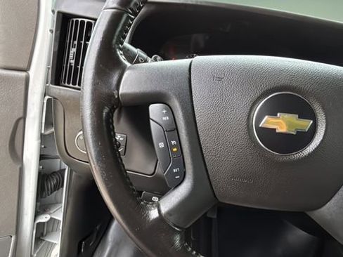 Used 2022 Chevrolet Express 2500 Work Van w/ Driver Convenience Package image 20