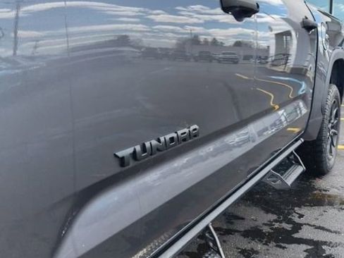 Used 2022 Toyota Tundra SR5 AWD/4WD image 10