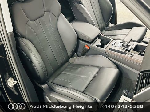 Certified 2025 Audi Q5 2.0T Premium Plus w/ Premium Plus Package image 29