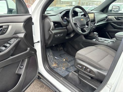 Certified 2023 Chevrolet Traverse LT image 15