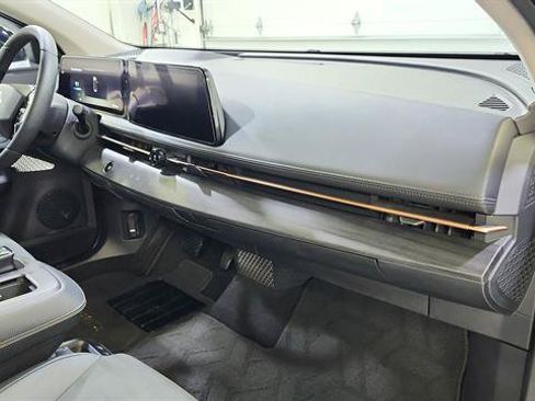 Certified 2024 Nissan Ariya AWD image 24