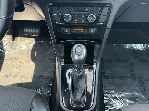 Used 2020 Buick Encore Preferred w/ Safety Package AWD/4WD image 89