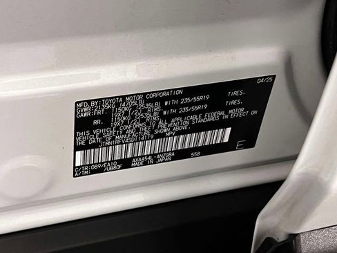 Used 2025 Toyota RAV4 Limited w/ Advanced Technology Package image 18