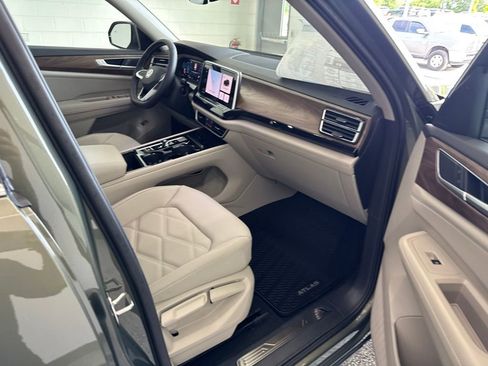 New 2026 Volkswagen Atlas SE AWD/4WD image 9