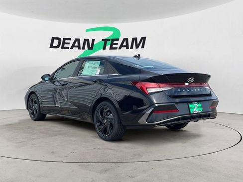 New 2026 Hyundai Elantra SEL Sport Premium FWD image 5