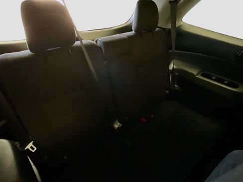 Used 2017 Honda Pilot LX image 15