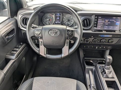 Used 2023 Toyota Tacoma TRD Off-Road image 21