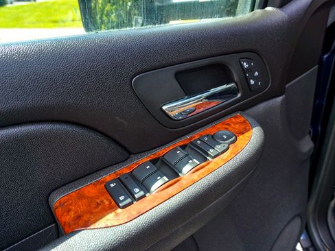 Used 2007 Chevrolet Silverado 1500 LTZ w/ Safety Package image 24