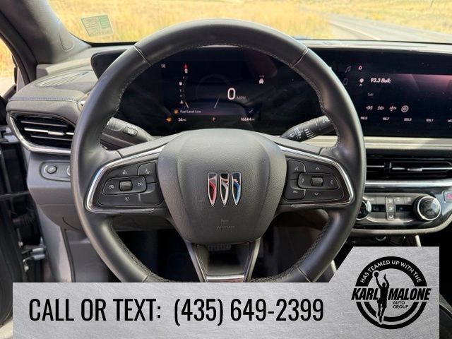 Used 2025 Buick Envista Sport Touring FWD image 18