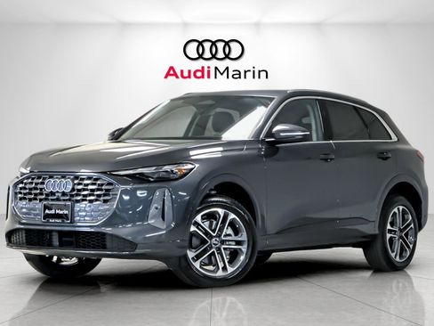 New 2025 Audi Q5 Premium image 1