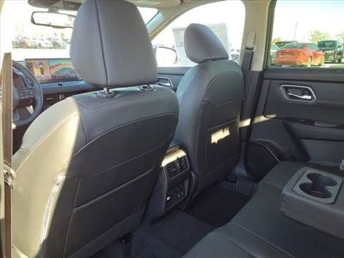 New 2025 Nissan Rogue Platinum w/ Tech Package image 29