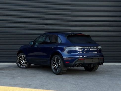 Certified 2026 Porsche Macan image 3