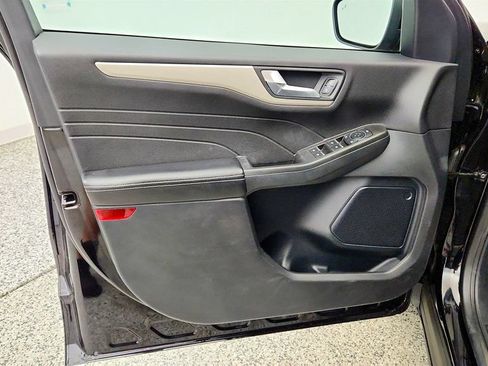 Used 2021 Ford Escape SEL AWD/4WD image 10