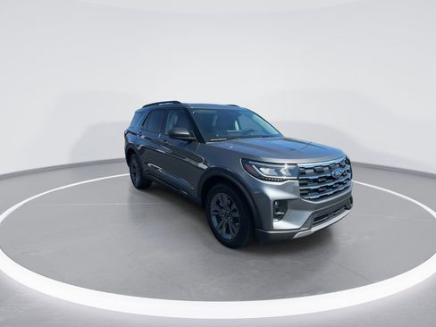 New 2026 Ford Explorer Active image 3