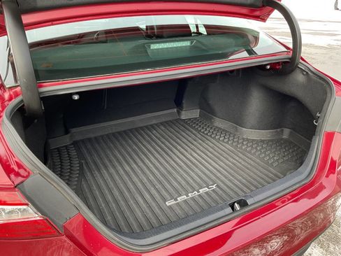 Used 2020 Toyota Camry XLE image 31