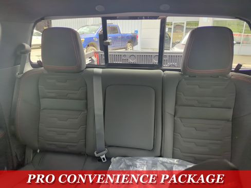 New 2025 Nissan Frontier PRO-4X w/ Pro Convenience Package image 16