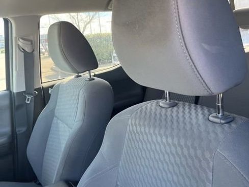 Used 2021 Toyota Tacoma SR w/ SR Convenience Package image 12