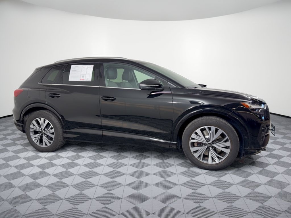 Used 2023 Audi Q4 e-tron Premium Plus RWD image 8