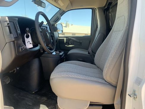 New 2026 Chevrolet Express 2500 w/ Driver Convenience Package image 17