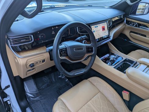 Used 2024 Jeep Grand Wagoneer Series III w/ Rear Seat Video Group 1 image 14