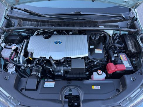 Used 2022 Toyota Prius LE image 21