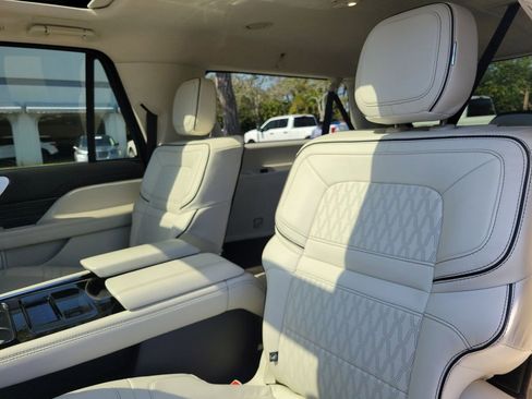 Certified 2022 Lincoln Navigator L Black Label image 14