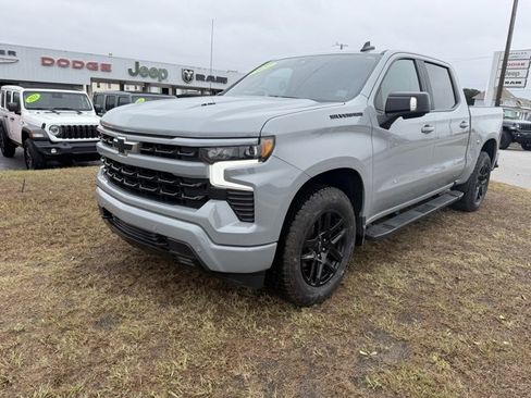 Used 2024 Chevrolet Silverado 1500 RST w/ Convenience Package II image 3